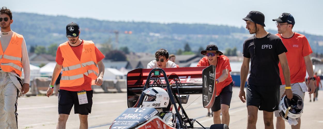 Formula Student: Wenn Studierende an der Zukunft des Elektroautos bauen