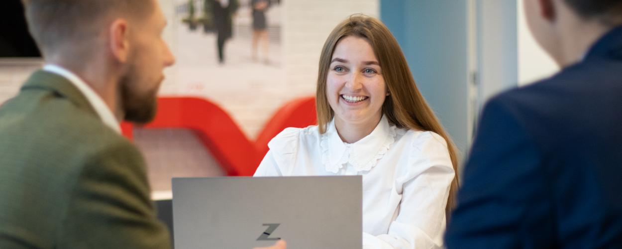 Internship at SIX